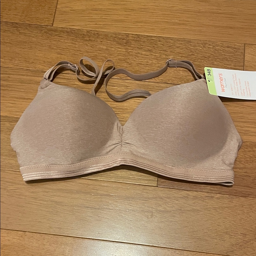 Warner's Play it Cool Convertible Wireless Soft Beige Bra 34B NWT